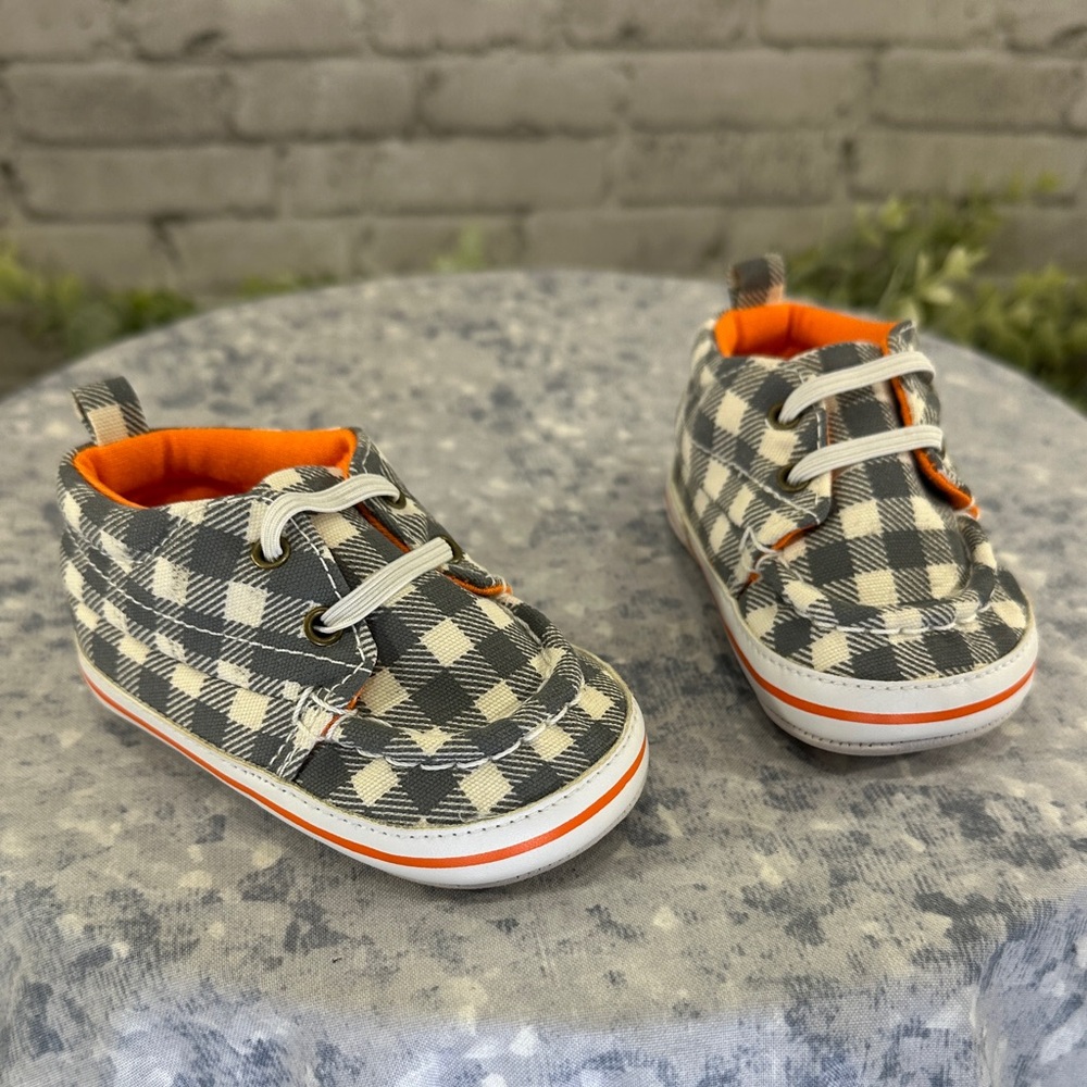 CARTER’S Gray & White Checker Print Canvas Slip-on Crib Shoes Baby Boy 1M🩶NWOT